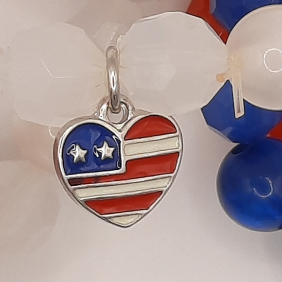 Fourth Of July charm bracelet. - Picture 5 of 7